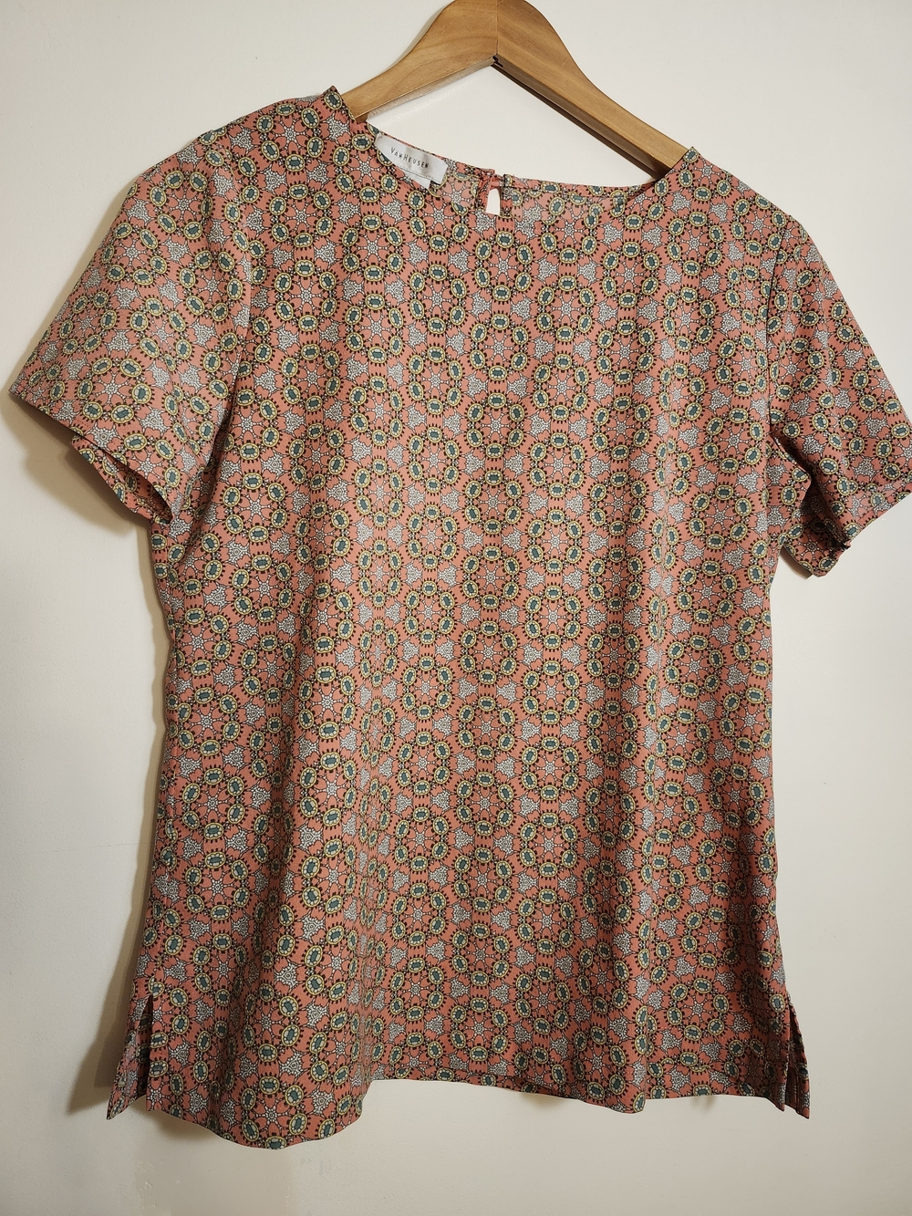 Van Heusen Women's Floral Mosaic Short Sleeve Top - Coral Pink - Size Medium